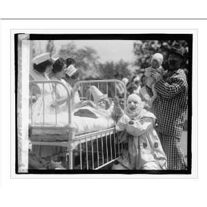    Historic Print (M) Children Hospit. Circus, 5/1/23