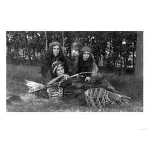  Three Native Women Posing   Phoenix, AZ Premium Poster 