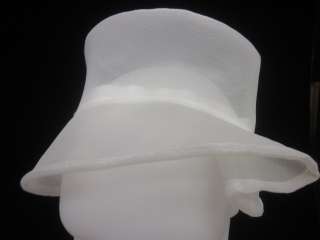PINCO PALLINO Girls White Clear Mesh Bucket Hat Sz 52  