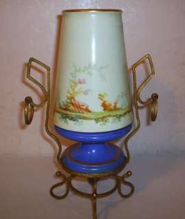 ABSOLUTELY GORGEOUS ANTIQUE ACCENT LAMP FEATURING THREE CHUBBY NAKED 