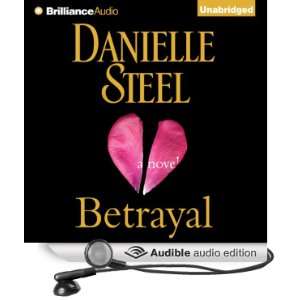   Novel (Audible Audio Edition) Danielle Steel, Renee Raudman Books