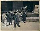 1940 detroit michigan voters register at city hall for election