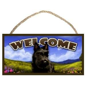 com Scottish Terrier (Scottie) Spring Season Welcome Wooden Dog Sign 