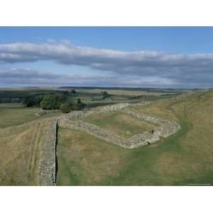  Milecastle and Wall at Cawfields, Hadrians Wall, Unesco 
