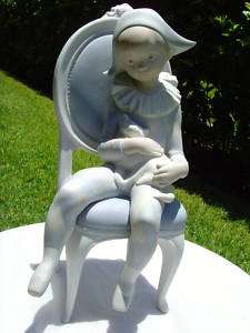 LLADRO YOUNG HARLEQUIN W/CAT RETIRED MATTE VALU $620.00  