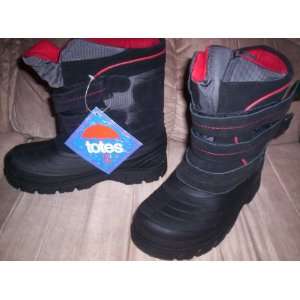  Boys Totes Boots Size 4 