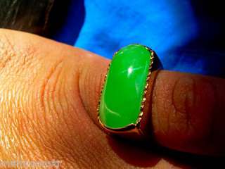 Antique 1920s Vintage Art Deco Green Jade VIVID Fine Estate Ring 18k 