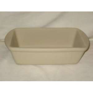The Pampered Chef   11 x 6 Stoneware Loaf Baking Pan   USA 054