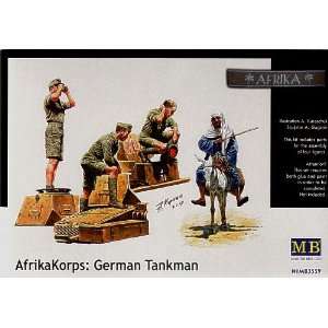   35 3559 AfrikaKorps German Tankman New in Sealed Box Toys & Games