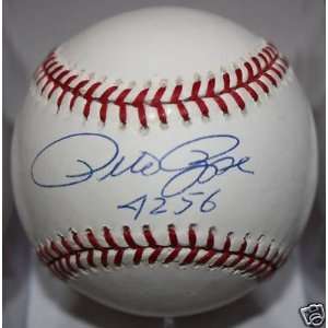    Pete Rose Autographed Ball   OML Reggie Jackso x
