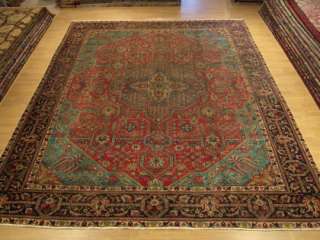   Antique Persian Tabriz Heriz Wool Rug . Beautiful Rug Must See.  