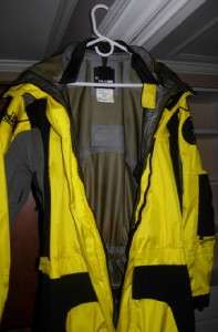 Medium North Face Search and Rescue 3 Ply Gore Tex Mountain Suit 