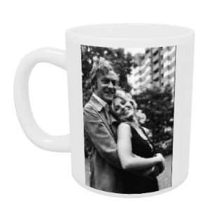  Michael Caine and Britt Ekland   Get Carter   Mug 
