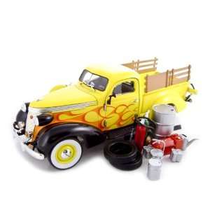  1937 Studebaker Pickup W/Access 1/24 Diecast Yell/Flame Toys & Games