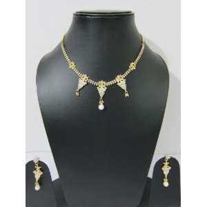  Elegant Rhinestone Bridal Necklace Earrings Gold Finish 