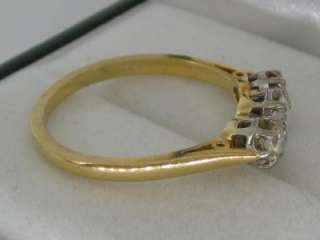 CHARMING SOLID 18CT YELLOW GOLD 3 STONE DIAMOND RING  