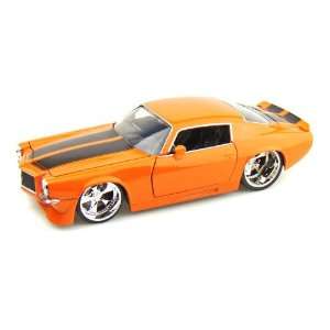  1971 Chevy Camaro 1/24 Orange/Black Toys & Games