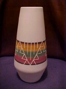 Native American Sioux Pottery Pot Vase Signed R J ELK   