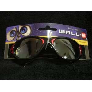   /Pixar  Wall E Sunglasses 100% UVA & UVB Protection Toys & Games