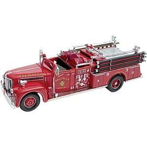  Corgi Valhalla 1956 Maxim Pumper Fire Truck Toys & Games