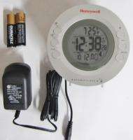 PCR191W Honeywell Atomic Projection Clock with indoor temperature 