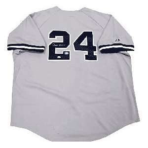 Robinson Cano Autographed / Signed New York Yankees Jersey