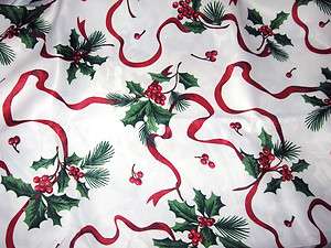 52 x 70 Christmas Winter Holly Berries Fabric Tablecloth   NEW 