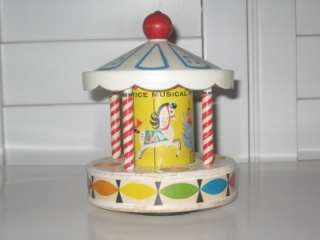   PRICE LITTLE PEOPLE AMUSEMENT PARK MUSICAL MERRY GO ROUND #932  
