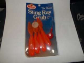 VINTAGE MANNS 4 STING RAY GRUBS 4 GRUBS + 1 RED JIG  