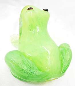 New Hand Blown Glass Green Tree Frog Paperweight  