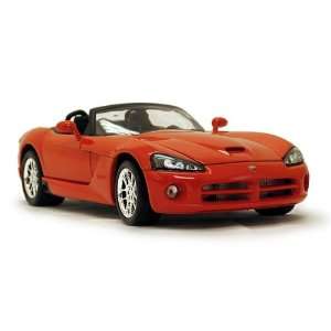  118 2003 Dodge Viper RT/10   Red Toys & Games
