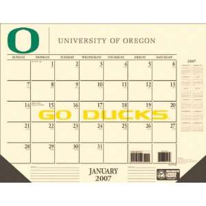 Oregon Ducks 22x17 Desk Calendar 2007 