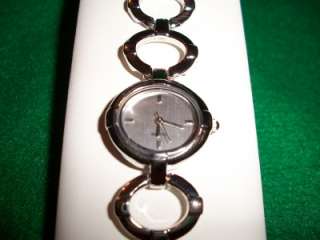 NEW Avon Ladies Silvertone Circle Link Quartz Watch  