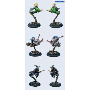  28mm Discworld Miniatures Three Witches on brooms (3 