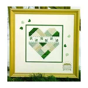  A Shamrock Heart   Cross Stitch Pattern Arts, Crafts 