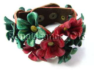   leather product of women s accessories and handmade by thai craftsman