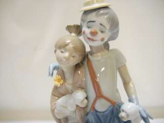LLADRO PALS FOREVER #7686 RETIRED  