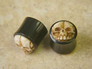 Skull Double Flare Horn Plugs 1/2 inch (p231)  