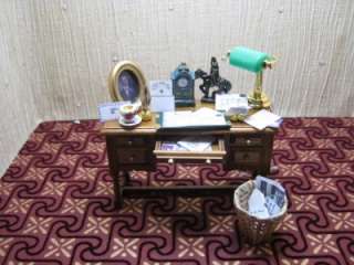 12th scale dolls house miniature,Deluxe writing desk,with display 