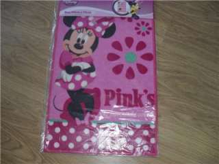 BNWT CHARACTER PRINTED RUG / MAT DISNEY MINNIE MOUSE  