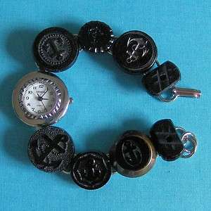 Antique Anchors Black Glass Button Watch 0866  