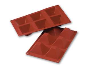 Flexible Bakeware Pyramids 2.8 x 2.8 x 1.57 deep.  