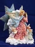 Angels Christmas Musical Figurine Plays When You Wish Upon A Star 