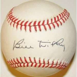 Bill Dickey Autographed Baseball   AL NM MT   Autographed Baseballs