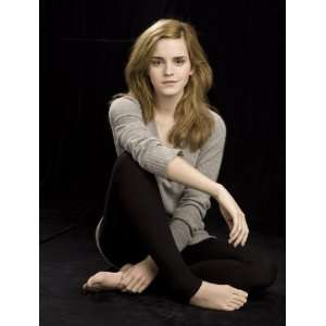 Emma Watson HD 11x17 Hot Actress #09 HDQ