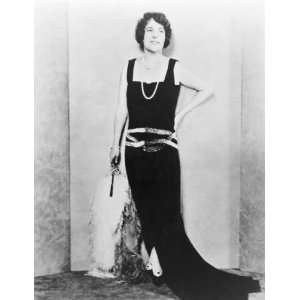  1920s photo Frances Alda, soprano, full length portrait 