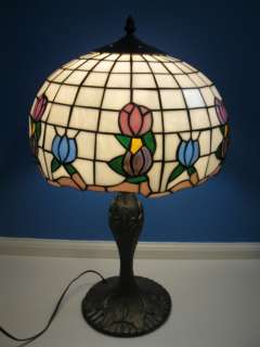Electric Stained/Leaded/Slag Glass Table Lamp Froral Shade Metal Base 