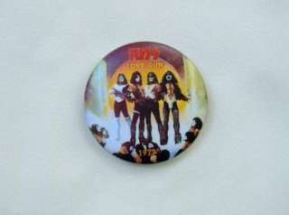 KISS Love Gun 1977 Pinback Buttons Pin Badges  