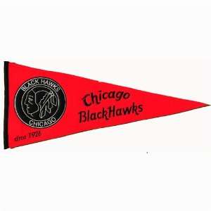  Chicago Blackhawks NHL Vintage Pennant (13x32) Sports 