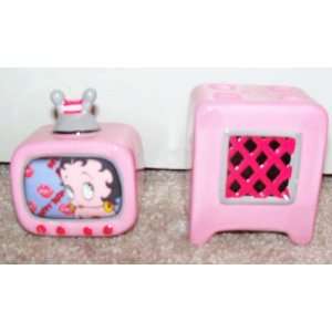  BETTY BOOP SALT & PEPPER SHAKERS PINK 2003 Everything 